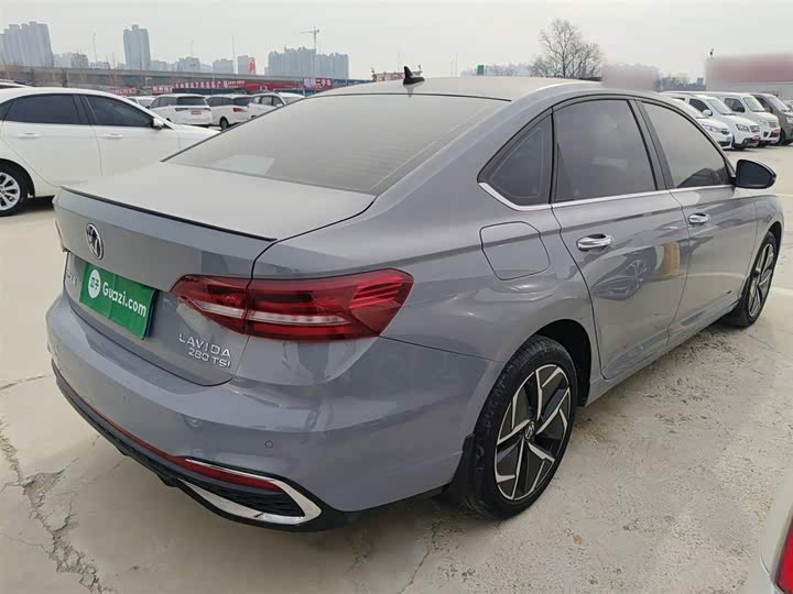 Фото 7 - Volkswagen Lavida