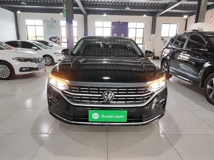 Фото 3 - Volkswagen Passat