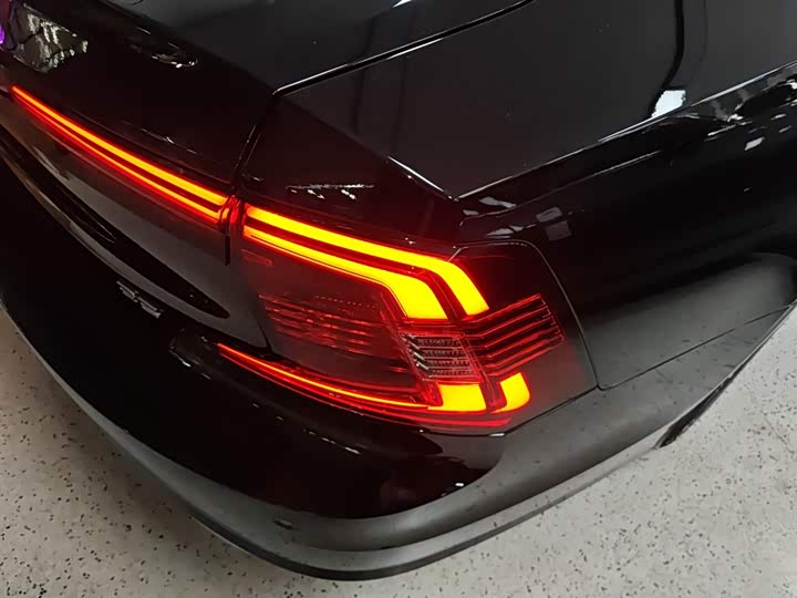 Фото 8 - Volvo S90