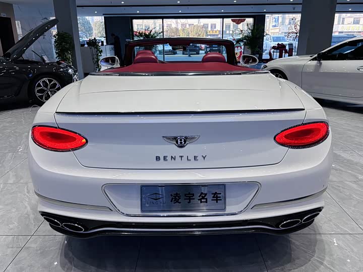 Фото 8 - Bentley Continental GT