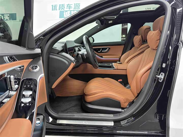 Фото 6 - Mercedes-Benz S-Class