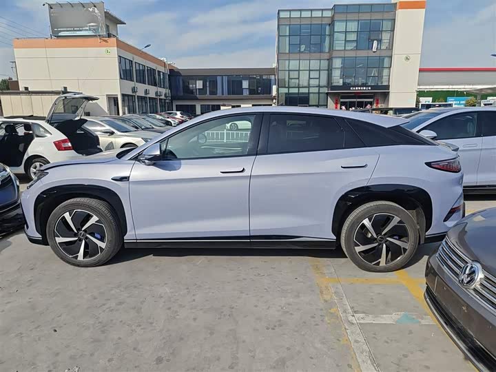 Фото 5 - BYD Sea Lion 07 EV