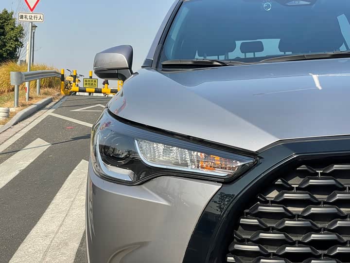 Фото 5 - Toyota Corolla Cross