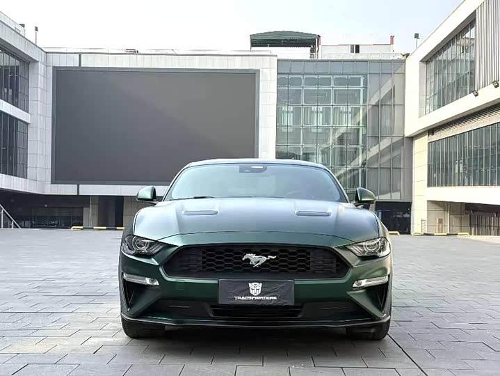 Фото 2 - Ford Mustang