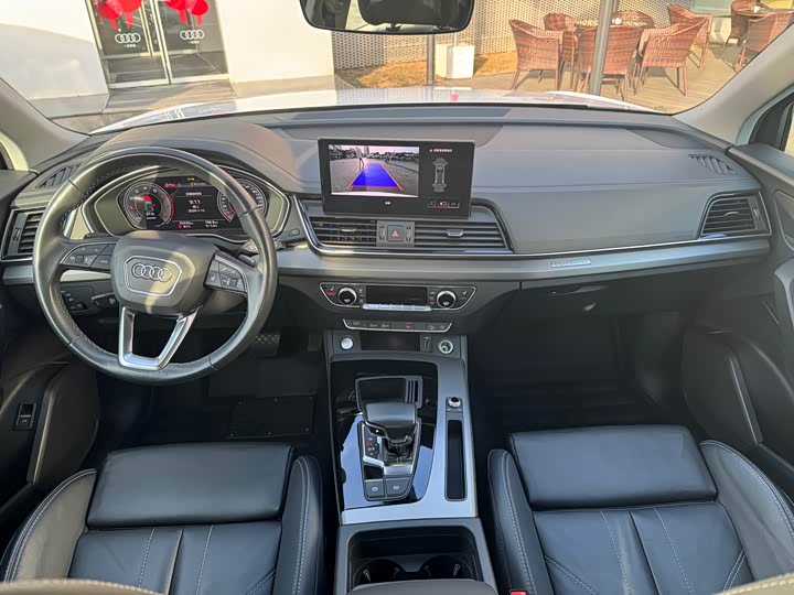 Фото 7 - Audi Q5L