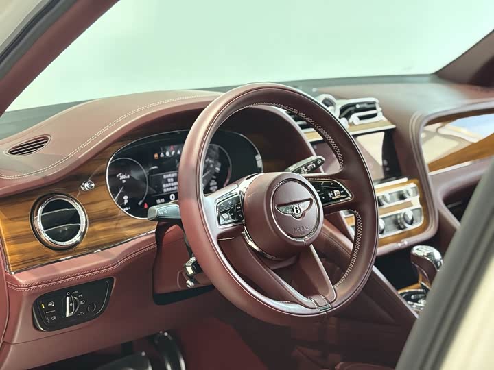 Фото 7 - Bentley Bentayga