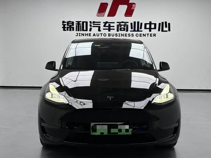 Фото 2 - Tesla Model Y