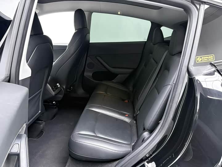 Фото 6 - Tesla Model Y