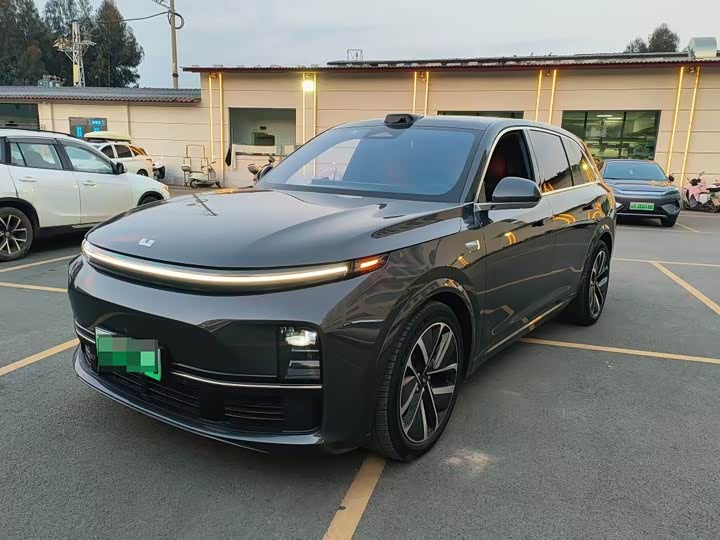 Фото 1 - LiXiang L7