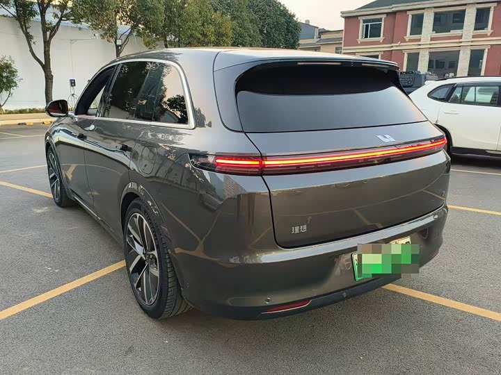 Фото 2 - LiXiang L7