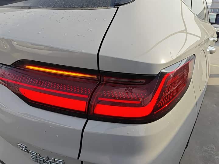 Фото 8 - BYD Song Plus Hybrid/EV