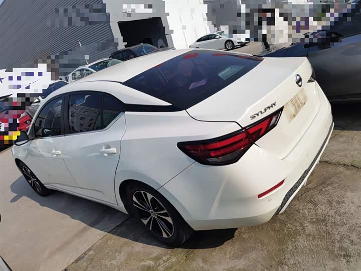 Фото 5 - Nissan Sylphy