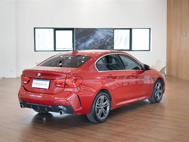 Фото 5 - BMW 1 Series