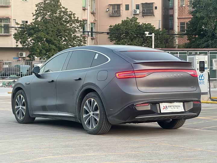 Фото 7 - Luxeed R7