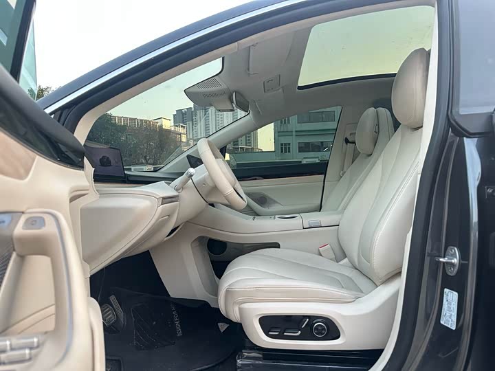 Фото 8 - Luxeed R7