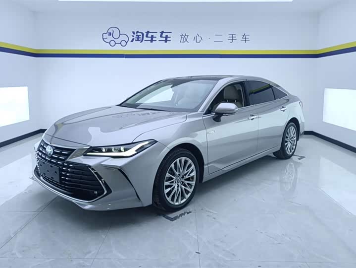 Фото 1 - Toyota Avalon