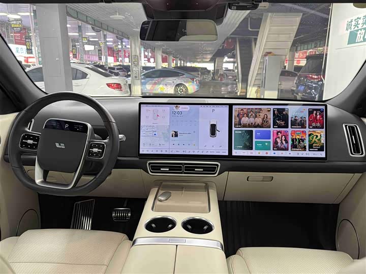 Фото 8 - LiXiang L7