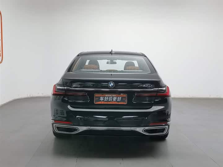 Фото 4 - BMW 7 Series