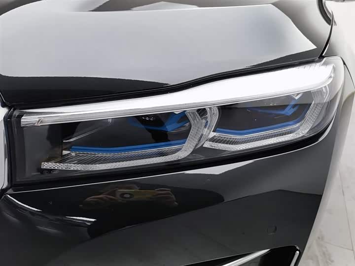 Фото 7 - BMW 7 Series