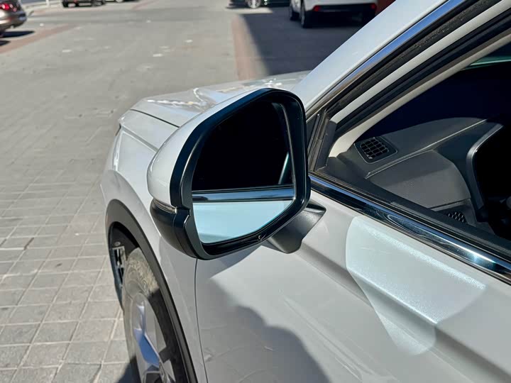 Фото 8 - Honda CR-V