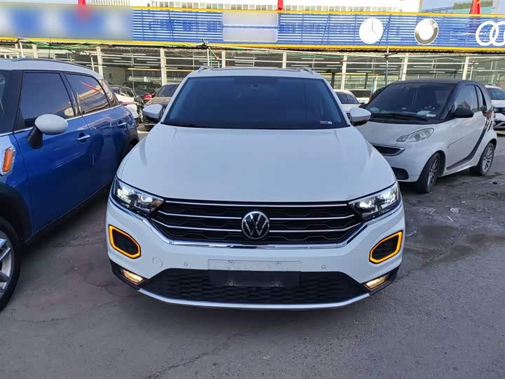 Фото 3 - Volkswagen T-Roc