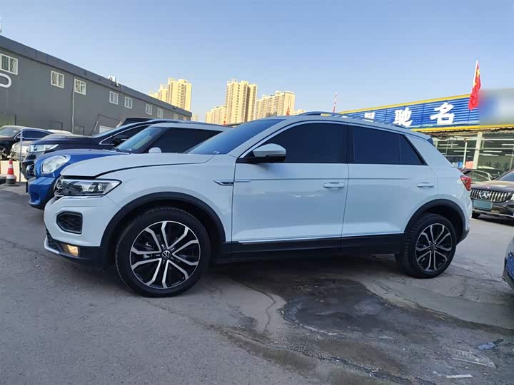 Фото 5 - Volkswagen T-Roc