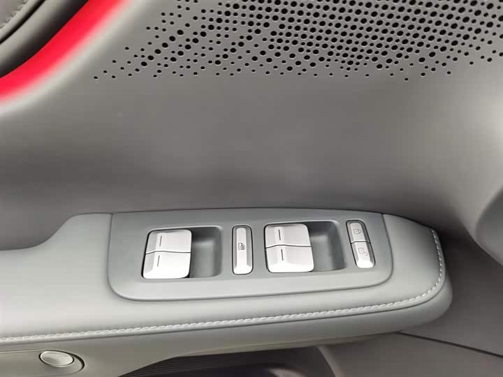 Фото 9 - XPeng G6