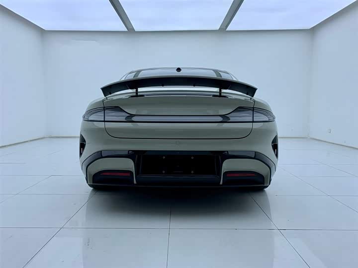 Фото 4 - Xiaomi SU7