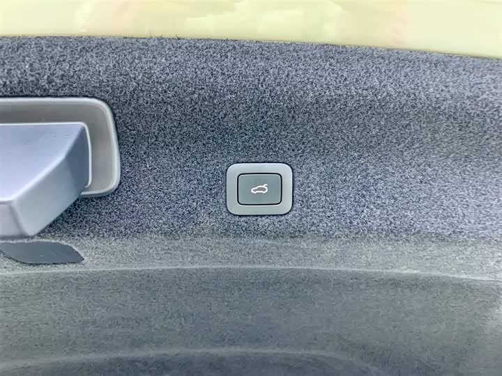 Фото 9 - Xiaomi SU7