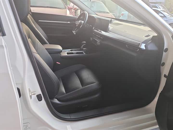 Фото 8 - Nissan Teana