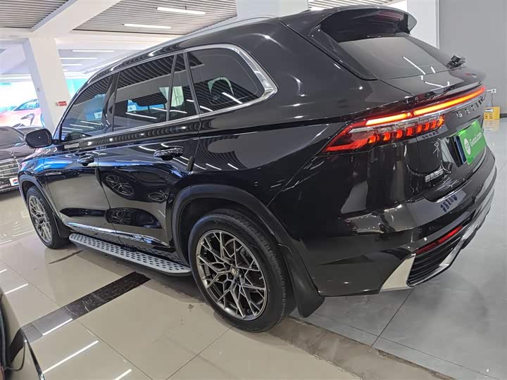 Фото 5 - Geely Monjaro