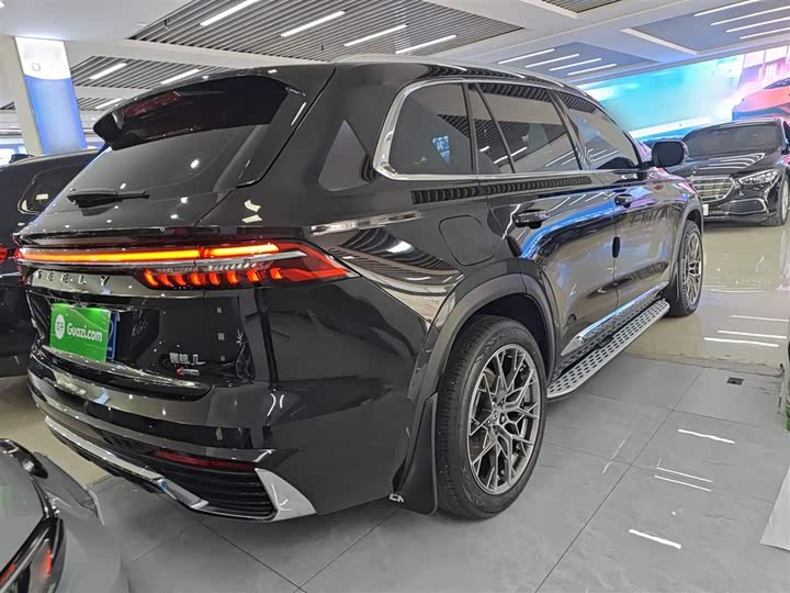 Фото 7 - Geely Monjaro