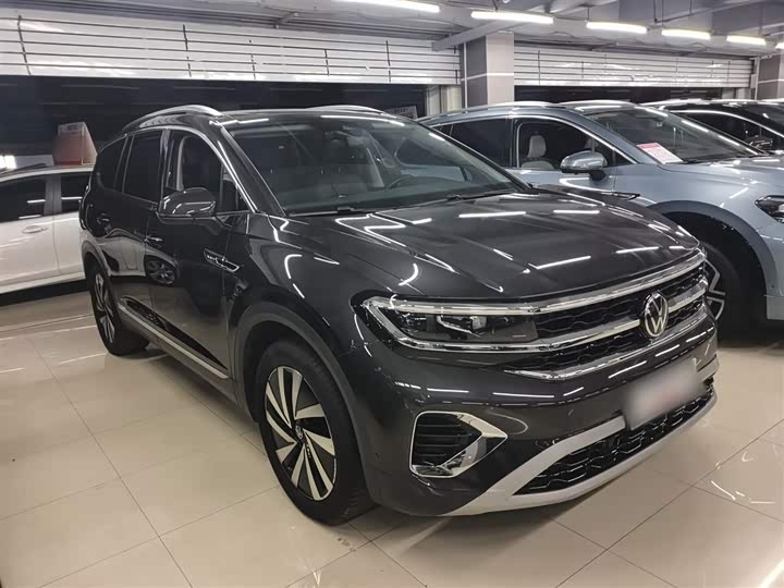 Фото 4 - Volkswagen Talagon