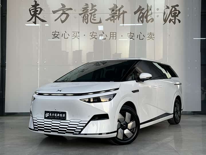 Фото 1 - XPeng X9