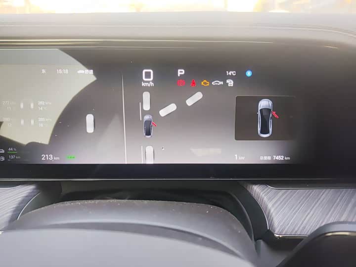 Фото 8 - Denza Z9