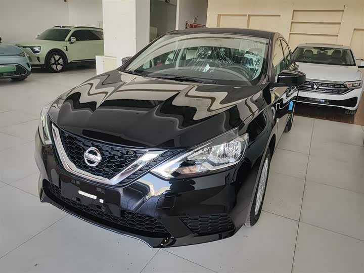 Фото 2 - Nissan Sylphy