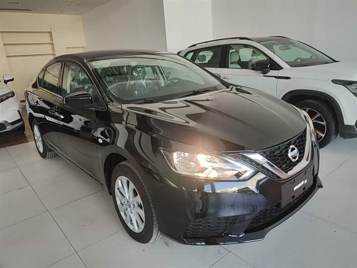 Фото 4 - Nissan Sylphy