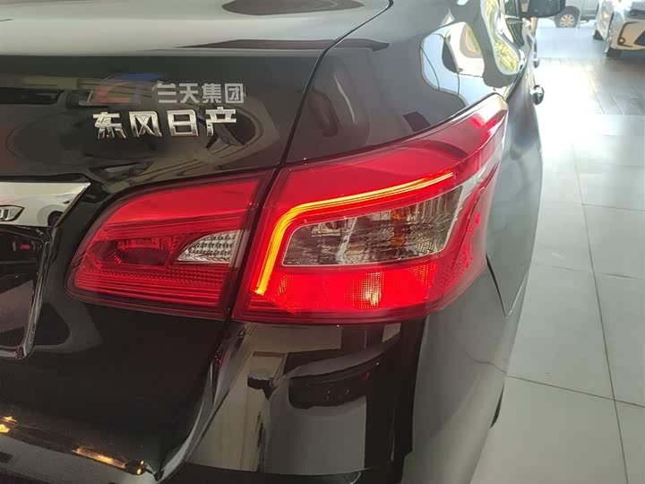 Фото 8 - Nissan Sylphy