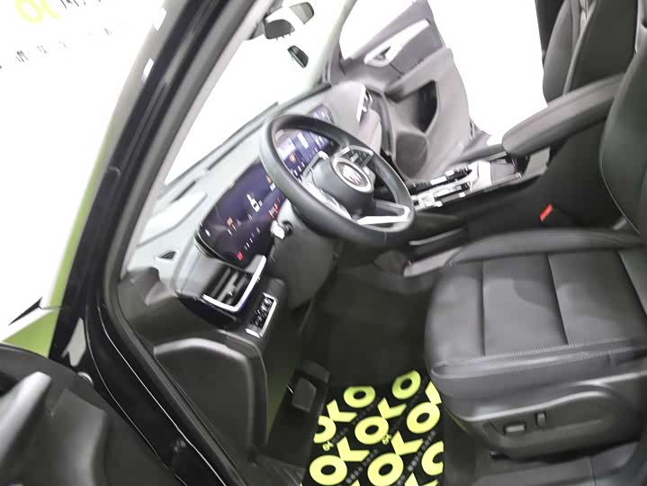 Фото 6 - Buick Envision S