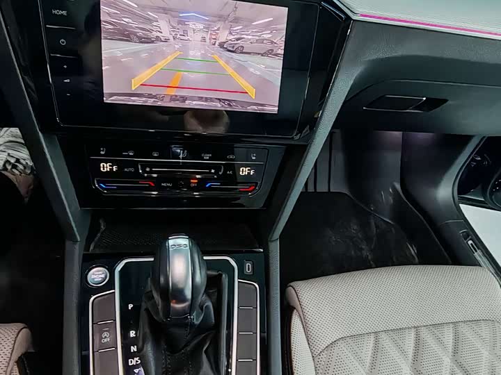 Фото 4 - Volkswagen Magotan