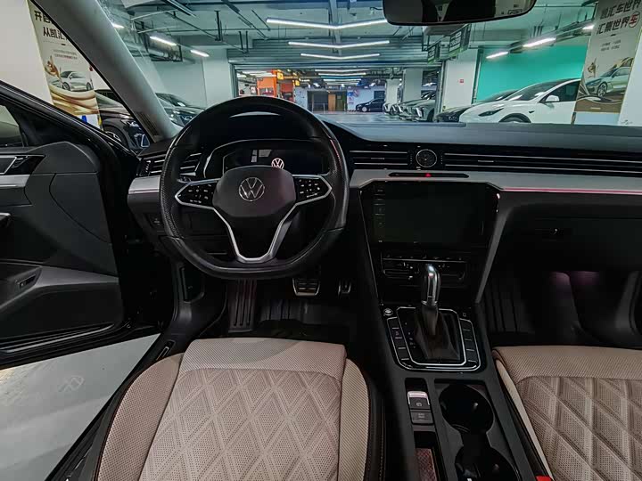 Фото 8 - Volkswagen Magotan