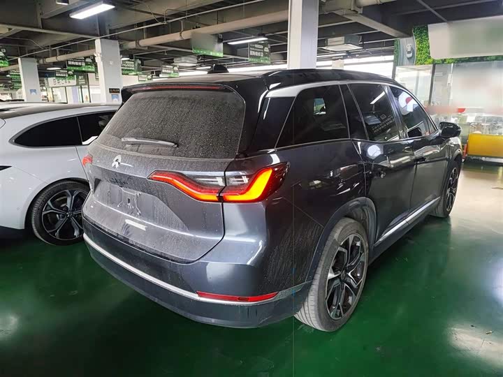 Фото 7 - Nio ES8