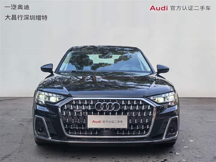 Фото 2 - Audi A8