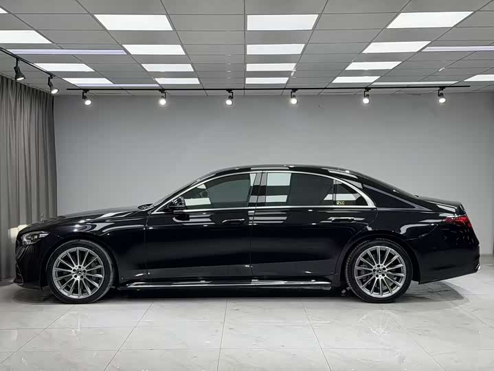 Фото 3 - Mercedes-Benz S-Class