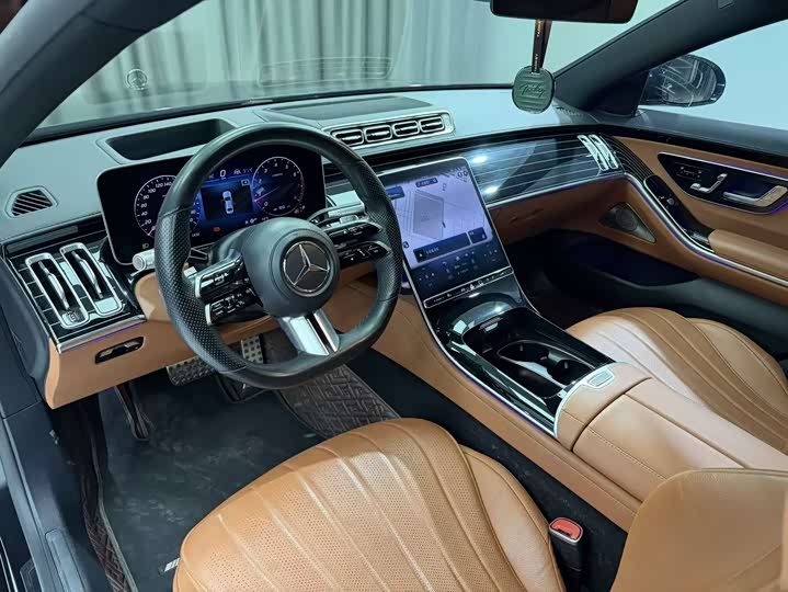 Фото 4 - Mercedes-Benz S-Class