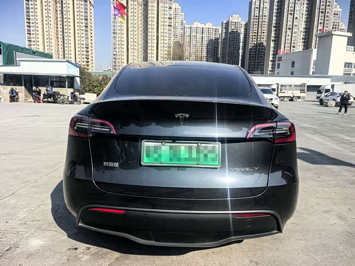 Фото 5 - Tesla Model Y