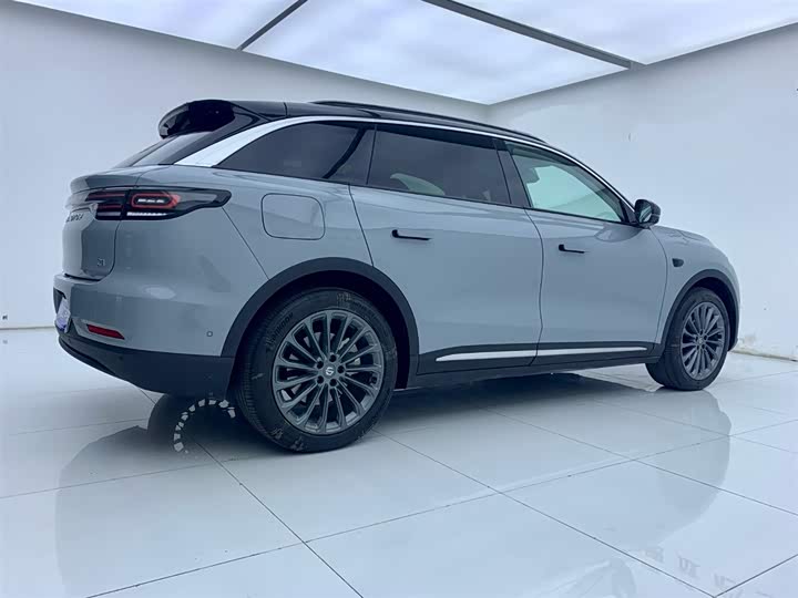 Фото 5 - Leapmotor C11