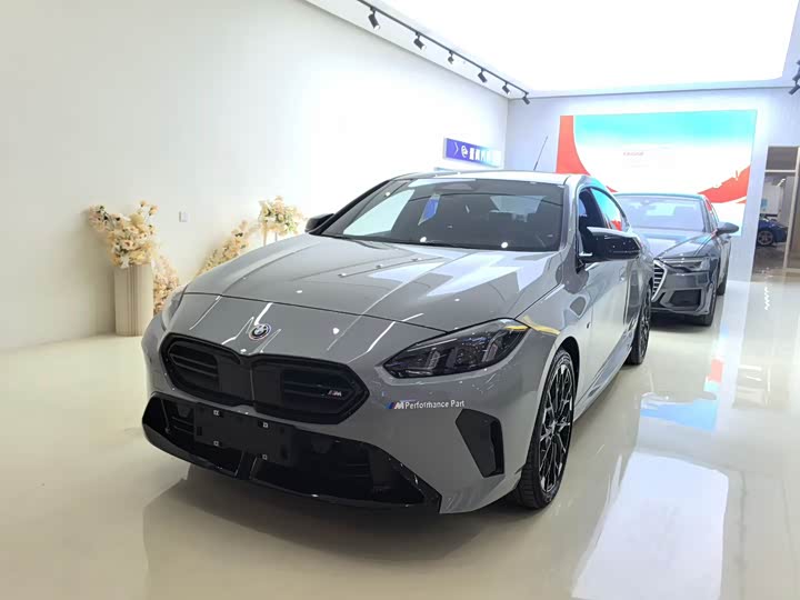 Фото 2 - BMW 2 Series