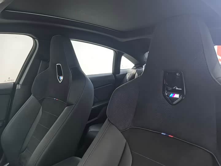 Фото 8 - BMW 2 Series