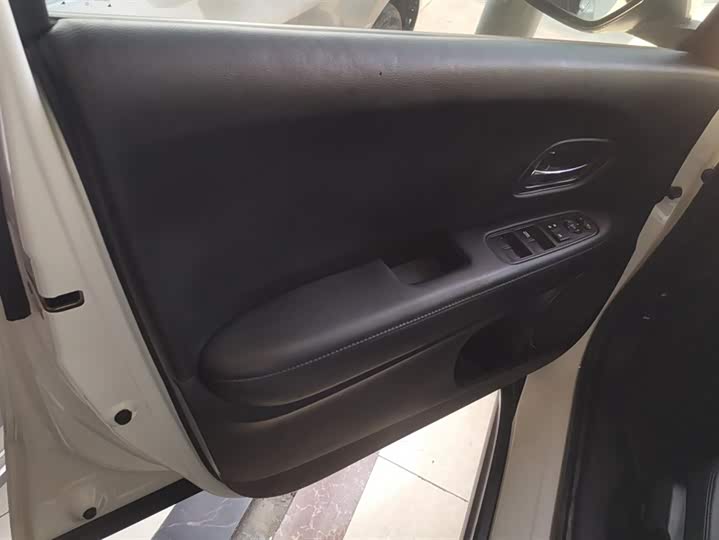 Фото 7 - Honda XR-V